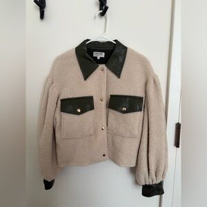 Cozy jacket with dark green leather accents